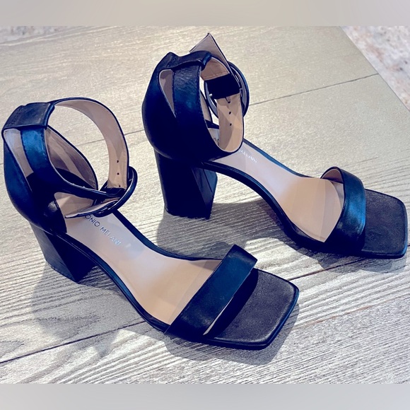 Antonio Melani Shane Heels - Picture 1 of 7